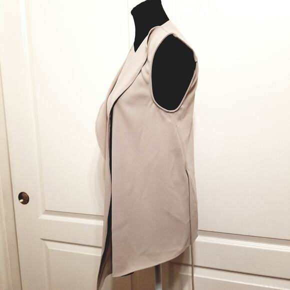 ZARA Vest Woman's Asymmetric Beige Tie Waist Closure Draped Front Layer Size S - Picture 10 of 14